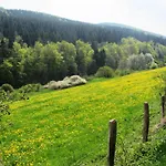 Villa Moderne In Kuestelberg *