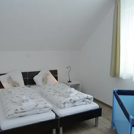 Moderne In Kuestelberg Villa