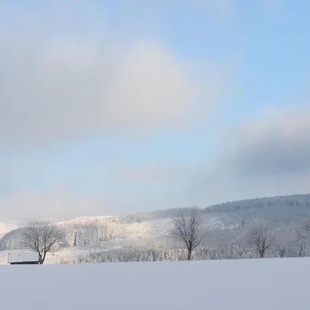 Moderne In Kuestelberg *