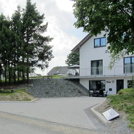 Moderne In Kuestelberg *