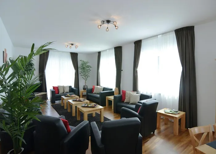 Moderne In Kuestelberg *