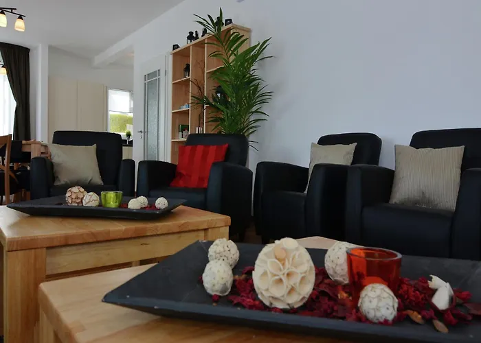 Moderne In Kuestelberg 빌라 메데바흐