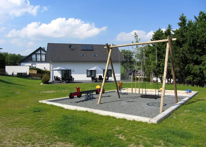 Moderne In Kuestelberg 빌라 메데바흐